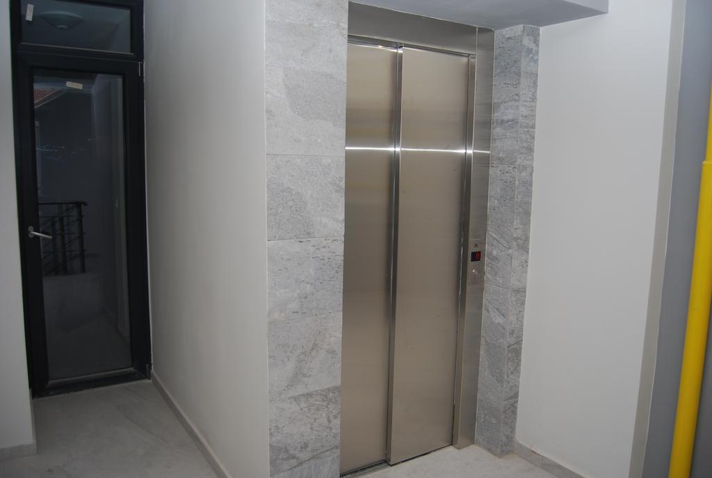 Apartament Luxury - Promenada Mall クラヨーヴァ 部屋 写真